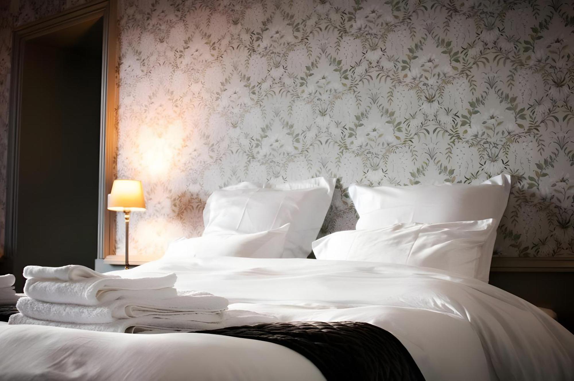 Bed and Breakfast Domaine De La Briouse Sanxay Екстер'єр фото