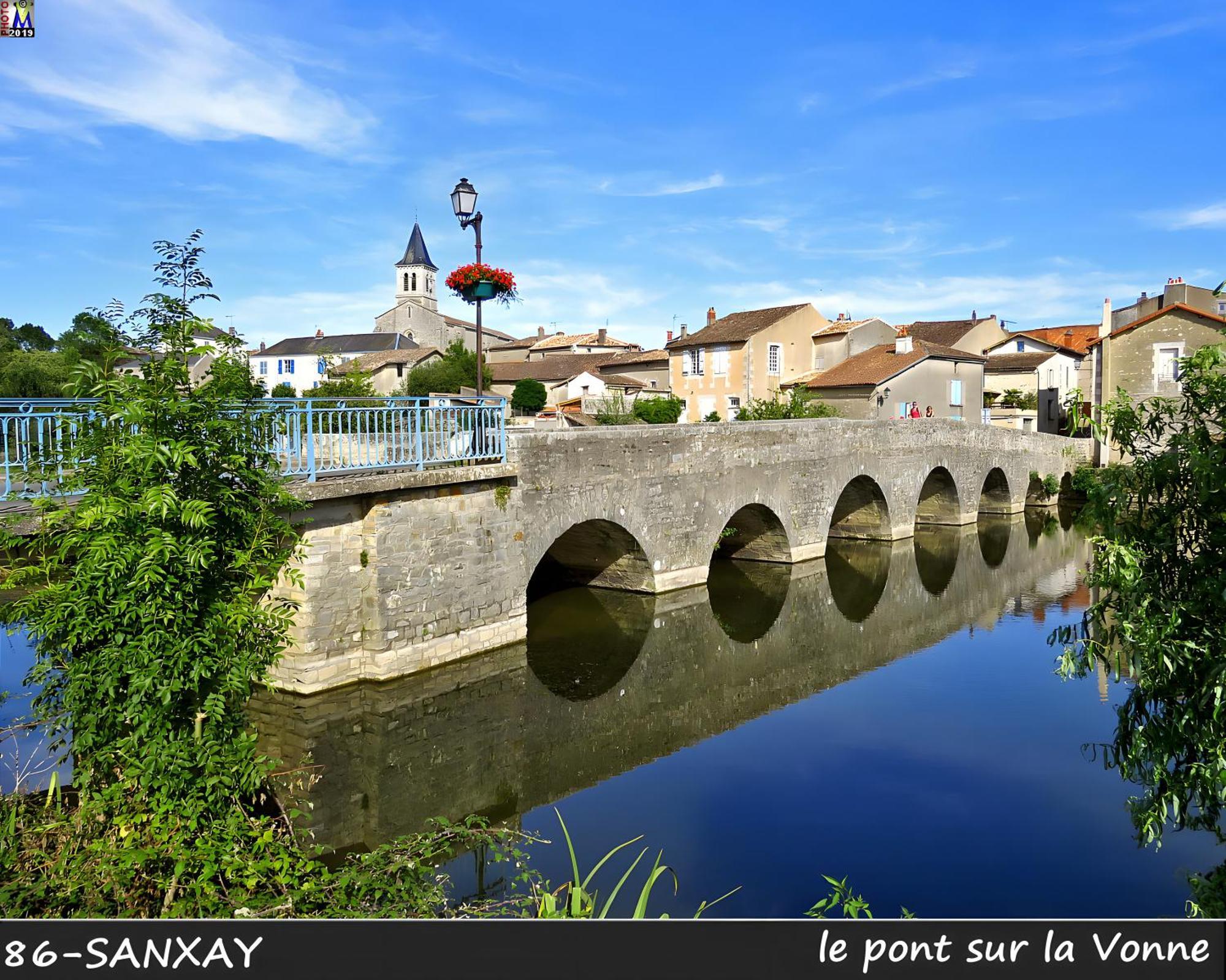 Bed and Breakfast Domaine De La Briouse Sanxay Екстер'єр фото